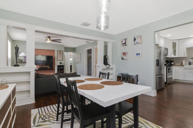 Boho Bliss Downtown Retreat - Tampa Heights -Tampa - image 37