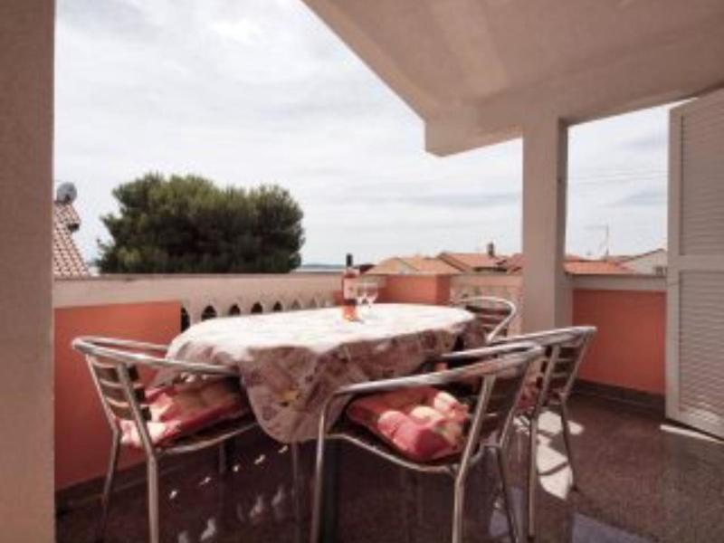 Apartment Stefani - two bedroom apartment with balcony and sea view A7 - image 5