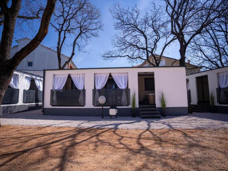Lux Mobile Homes Vodice - Two bedroom home with private hot tub Aria - image 12