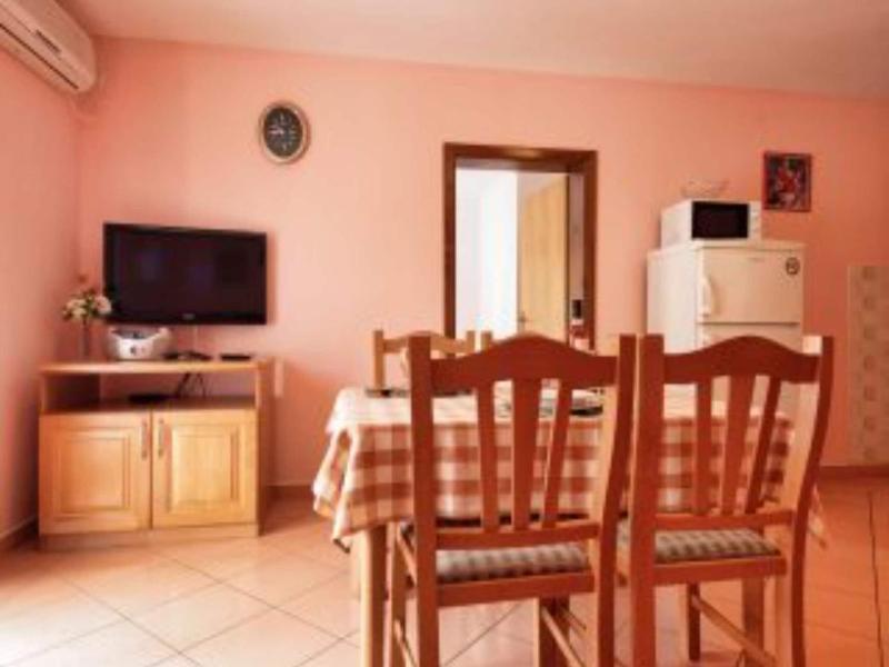 Apartment Stefani - one bedroom apartment with sea view and terrace A1 - image 7