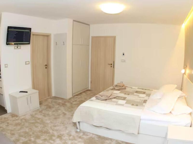 Miracle Apartments Split - Superior Studio Apartment NEW - image 6