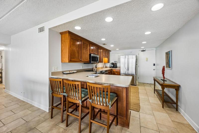 Beachfront 6th floor Condo with Ocean View - Amelia by the Sea - image 43