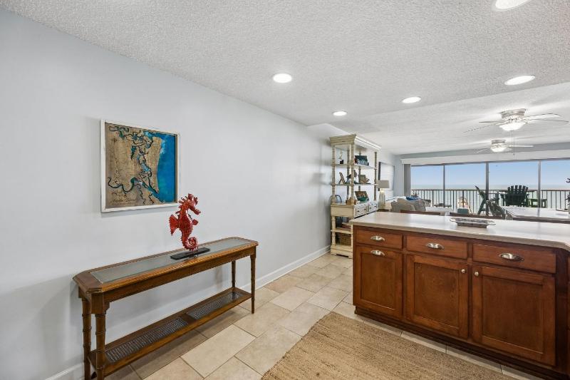 Beachfront 6th floor Condo with Ocean View - Amelia by the Sea - image 45