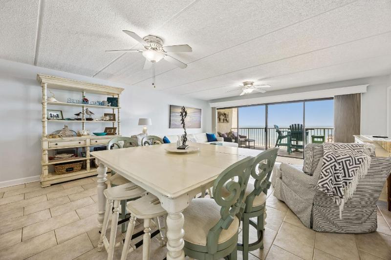 Beachfront 6th floor Condo with Ocean View - Amelia by the Sea - image 42