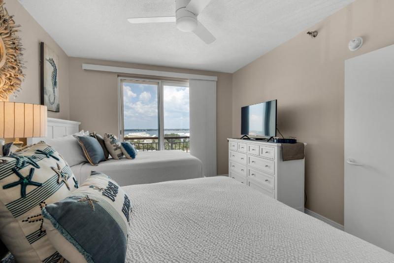 Beach Colony East 5A - Surfside - image 17