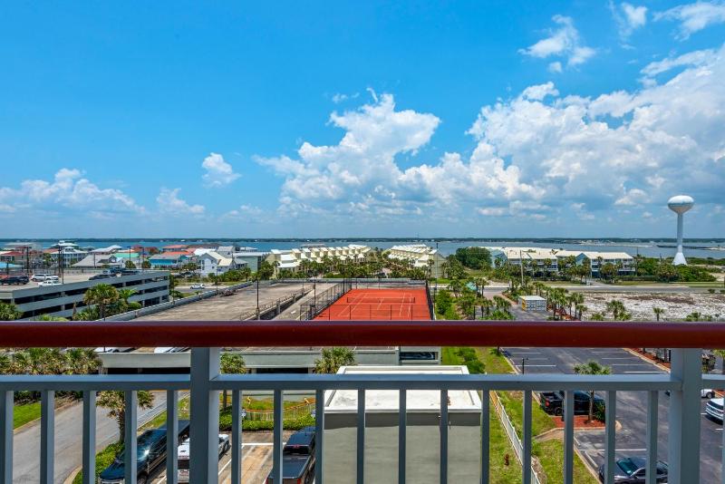 Beach Colony East 5A - Surfside - image 45