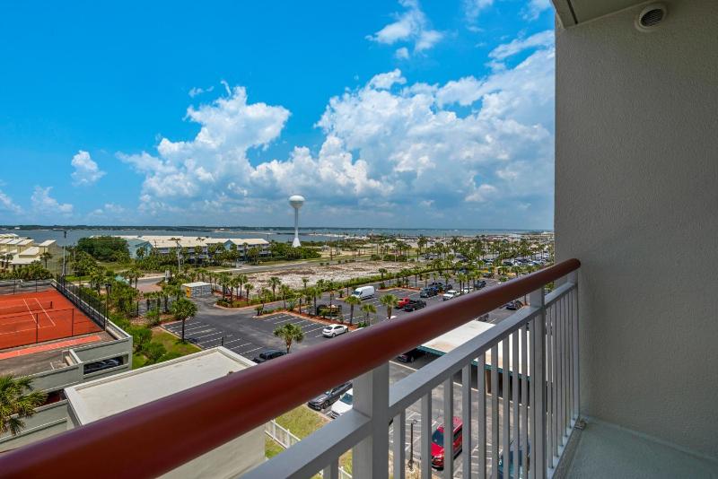 Beach Colony East 5A - Surfside - image 9