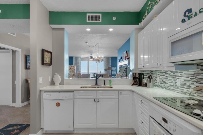 Beach Colony West 15E - Sunset Paradise - image 50