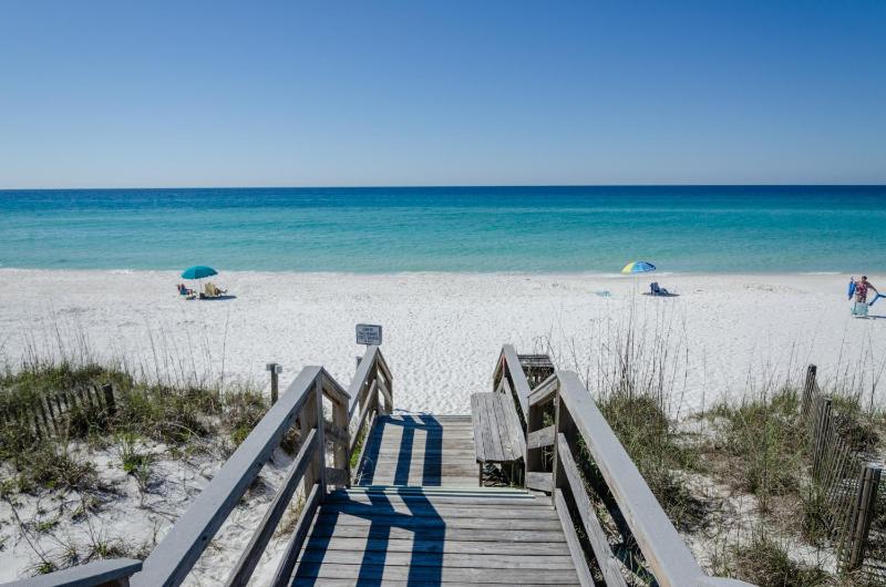 Beachview 5 - Shore Beats Work - image 23