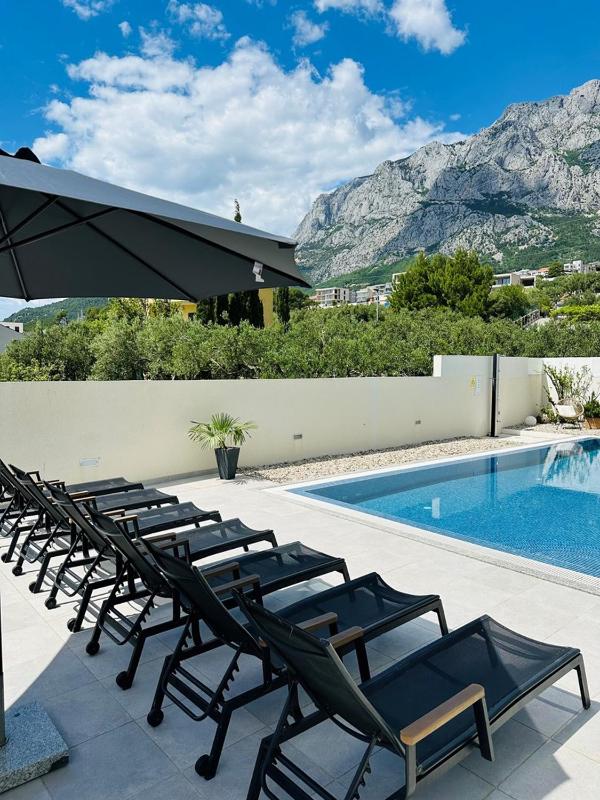 Villa Noura in Makarska private poolgym - image 46