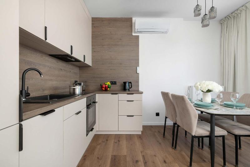 Family Apartment with Parking Close to Spodek by Noclegi Renters - image 8