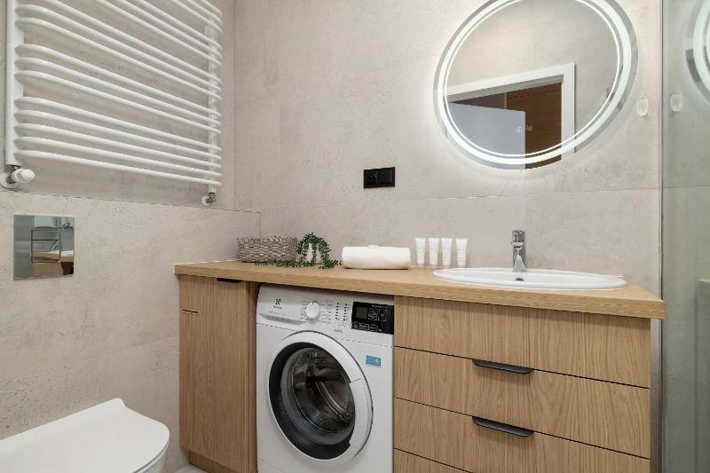 Family Apartment with Parking Close to Spodek by Noclegi Renters - image 16