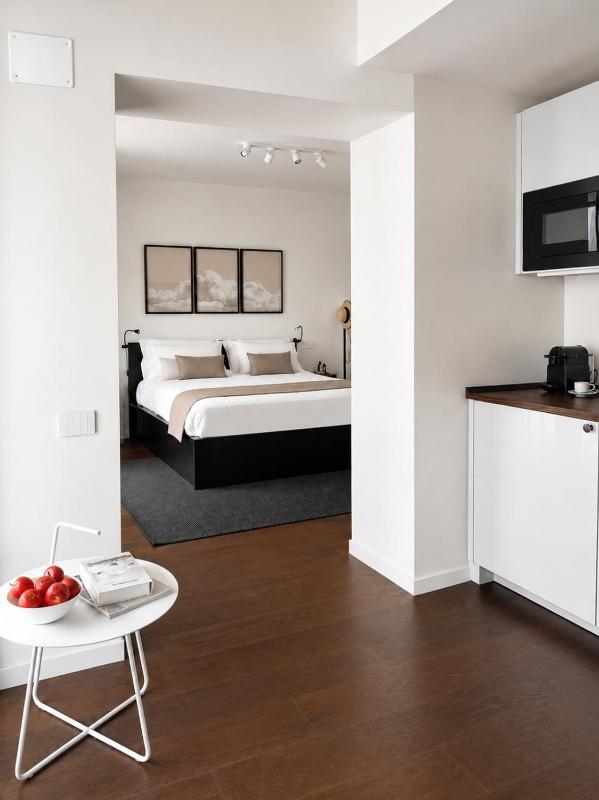 Easylife-Genova-Waterfront Suite-Luxury Design - image 23