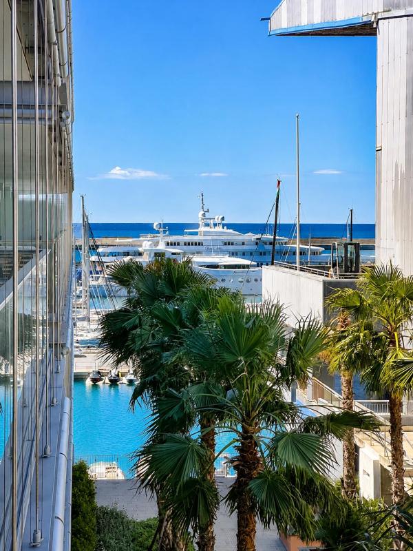 Easylife-Genova-Waterfront Suite-Luxury Design - image 26