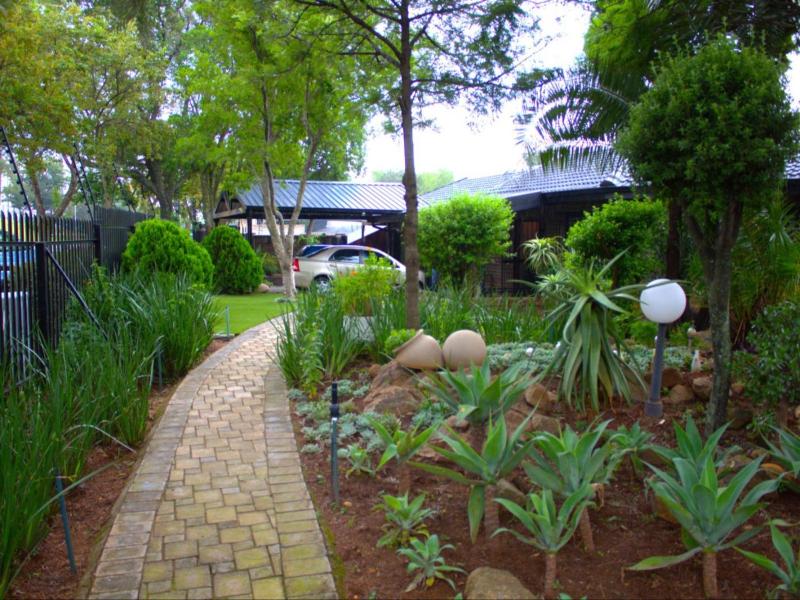 100 on Kayburne Guesthouse - image 2