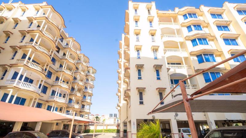 Nyla Executive Apartment - image 14