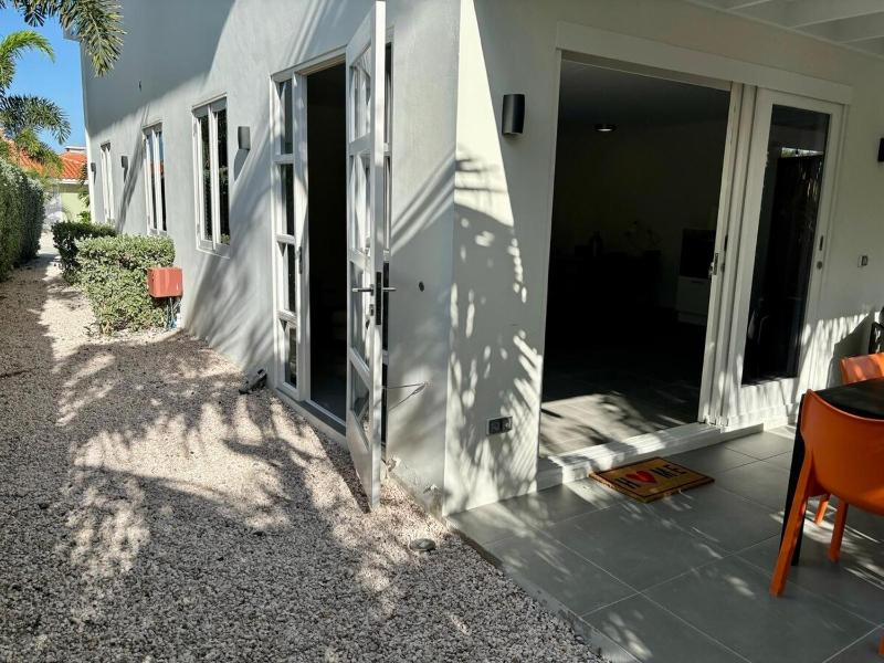 Vredenberg Village Vacation Home Shared Pool Near Mambo Beach - image 36
