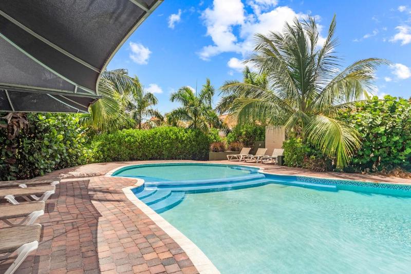 Vredenberg Village Vacation Home Shared Pool Near Mambo Beach - image 20