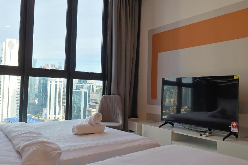NEXON KLCC SUITE AT MAJESTiC - image 9