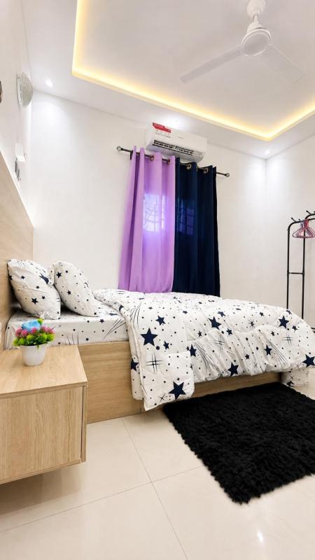 2-Bedroom Apartment with Furnished Living Room - image 2