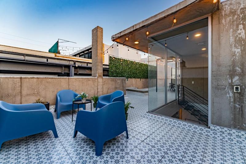 3BR Roma Norte Penthouse Private Rooftop - image 1