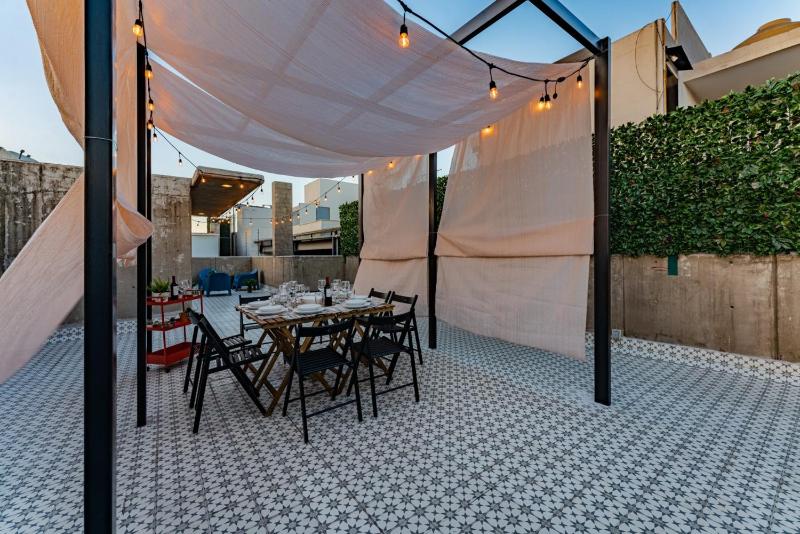 3BR Roma Norte Penthouse Private Rooftop - image 4
