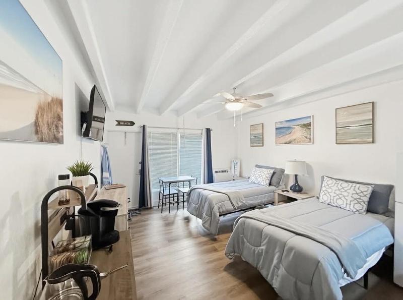 Surfside Studio - image 47