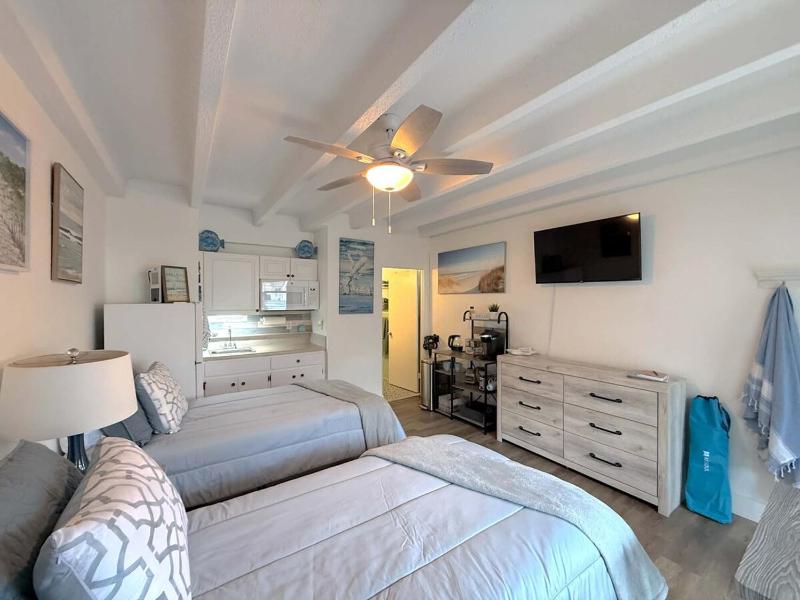 Surfside Studio - image 36