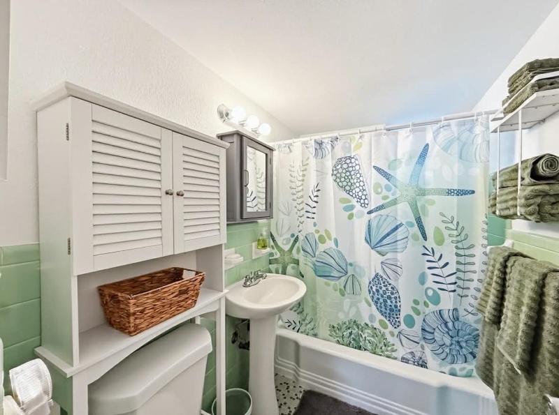 Surfside Studio - image 38