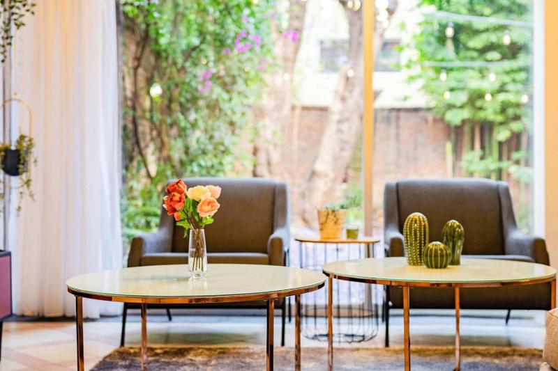 Family Home with Private Patio and City Views - image 20