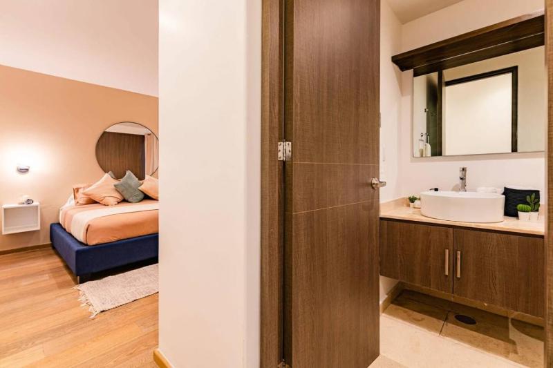 Roma Norte Steps From Restaurants and Nightlife - image 2