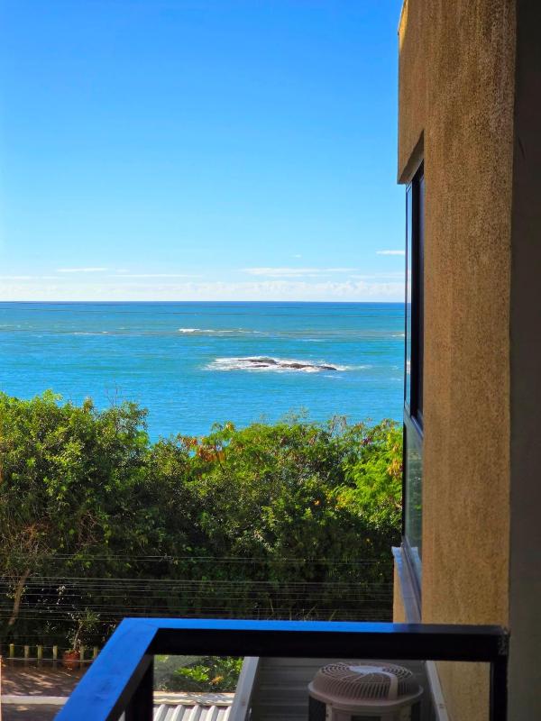 Apartamento beira-mar enseada azul - image 1