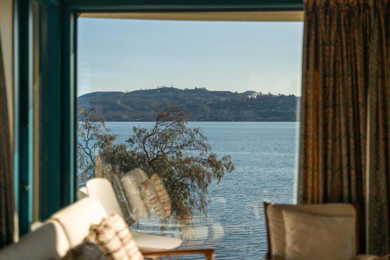 Rainbow Point Yacht Club - Taupo Holiday Home - image 6