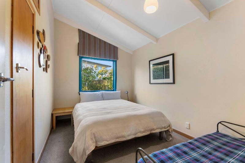 Rainbow Point Yacht Club - Taupo Holiday Home - image 27