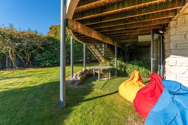 Rainbow Point Yacht Club - Taupo Holiday Home - image 3