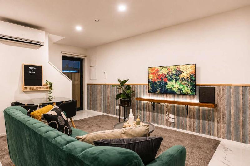 Casino Luxury Suite City Centre - Sleeps 5 - image 16