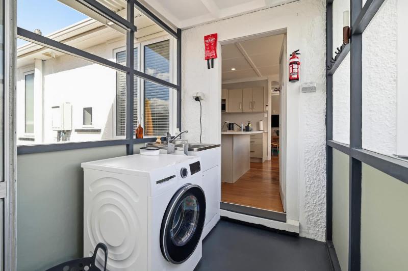 Maison Millie - Central Pet-Friendly Sleeps 4 - image 12