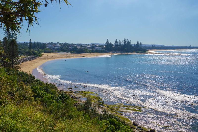 Moffat Beach Retreat Dog-friendly & Ocean Views - image 34