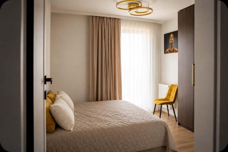 Przestronny Apartament z Parkingiem w Kielcach by Noclegi Renters - image 2