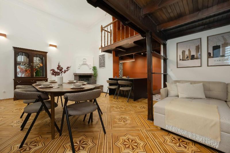 Charming Two-Bedroom City Centre Apartment with a Mezzanine by Noclegi Renters - image 10