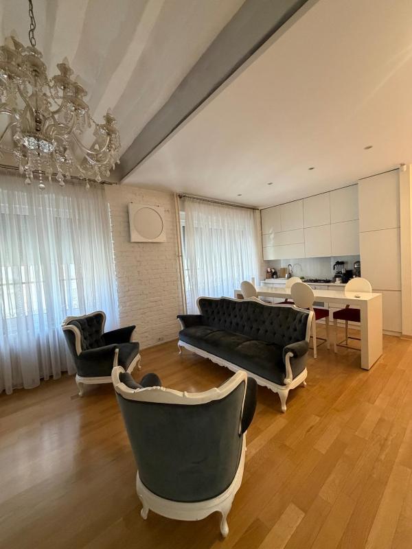 Elegant Luxury Apartment in the Heart of Belgrade - image 1