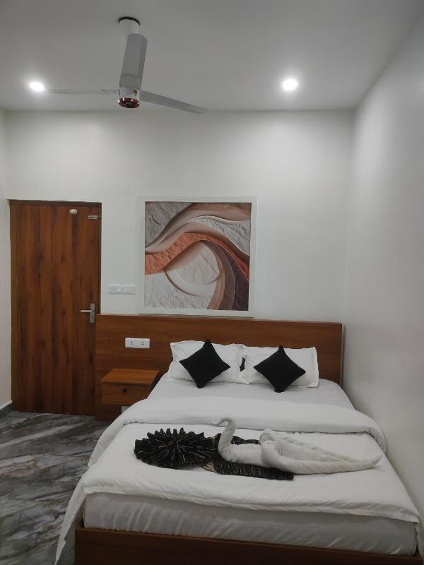 Mira Residency - image 4