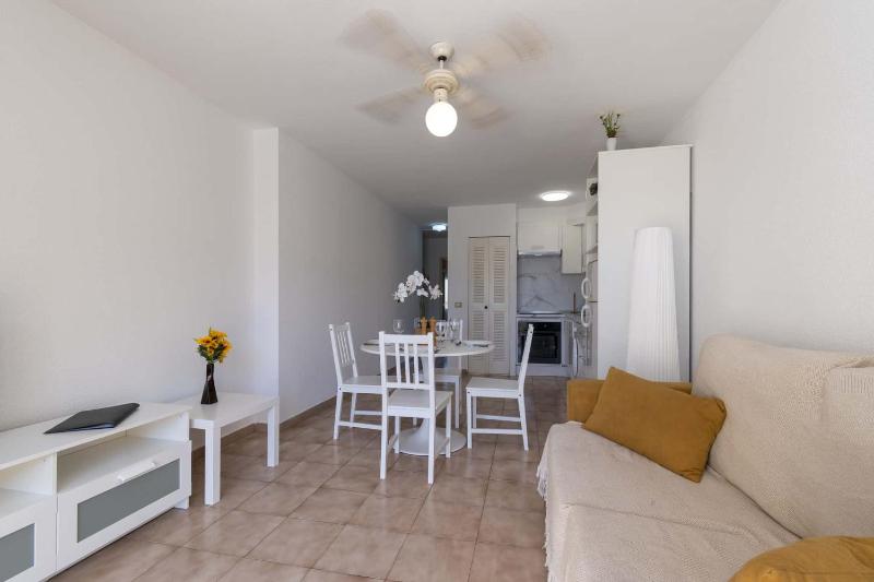 Castle Harbour 32 - One Bed - image 28