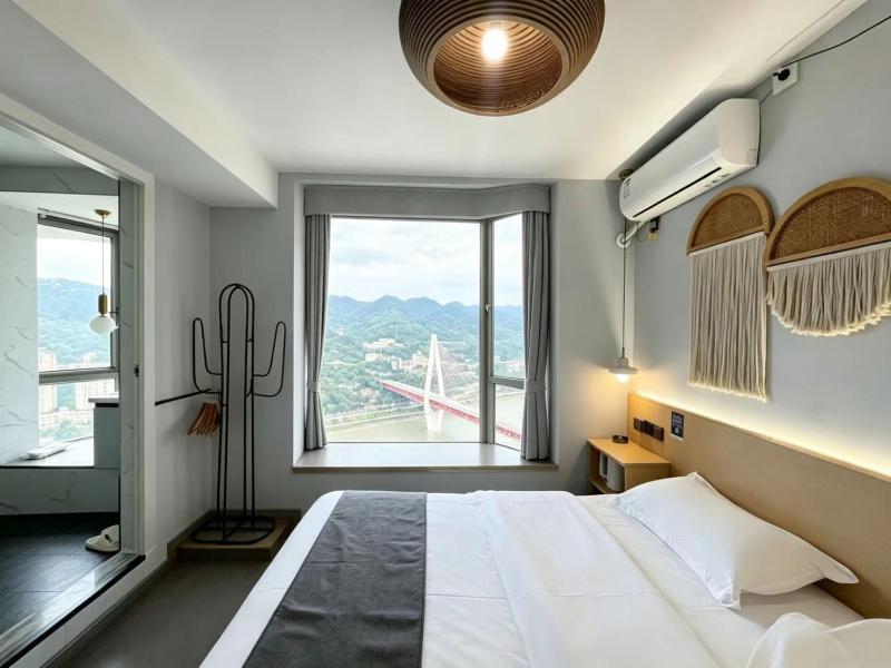 DaYin Riverside Cinema Homestay - image 8
