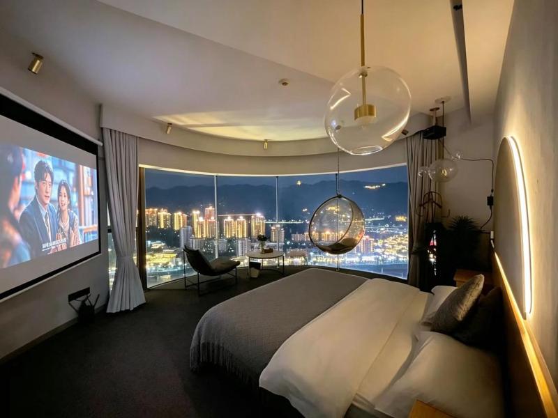 DaYin Riverside Cinema Homestay - image 12