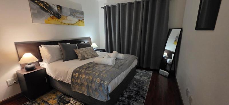 Stylish 2Br Stay Balcony And Pool By Ctha - image 5