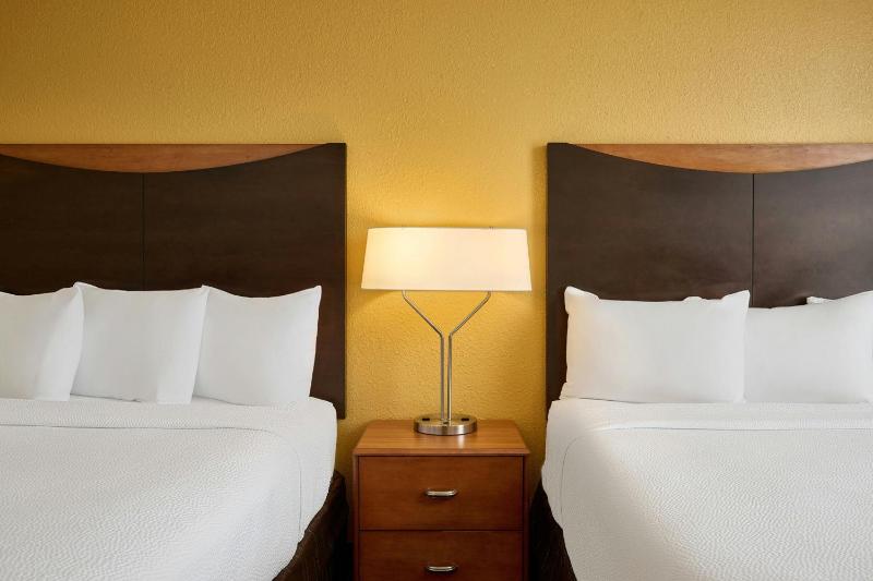 Fairfield Inn & Suites by Marriott Colorado Springs South - image 14