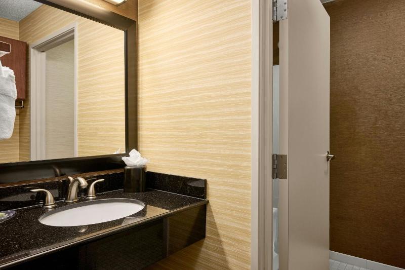 Fairfield Inn & Suites by Marriott Colorado Springs South - image 22