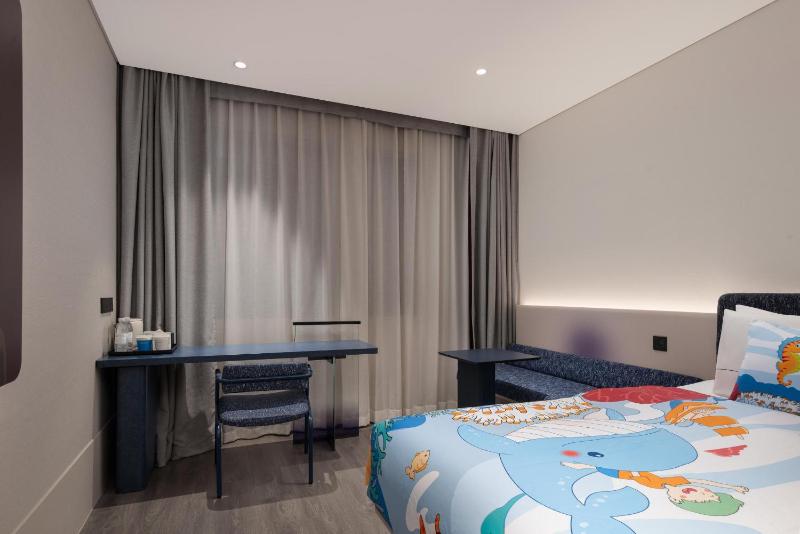Atour Light Hotel Changsha He Long Stadium May Day Square - image 18