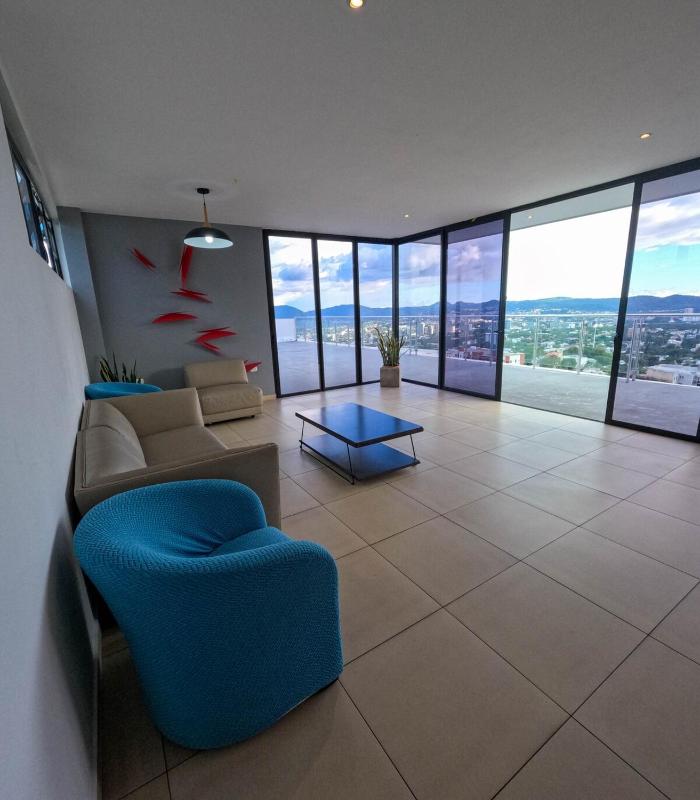Apartment with terrace in the upper area of La Escalón - image 9